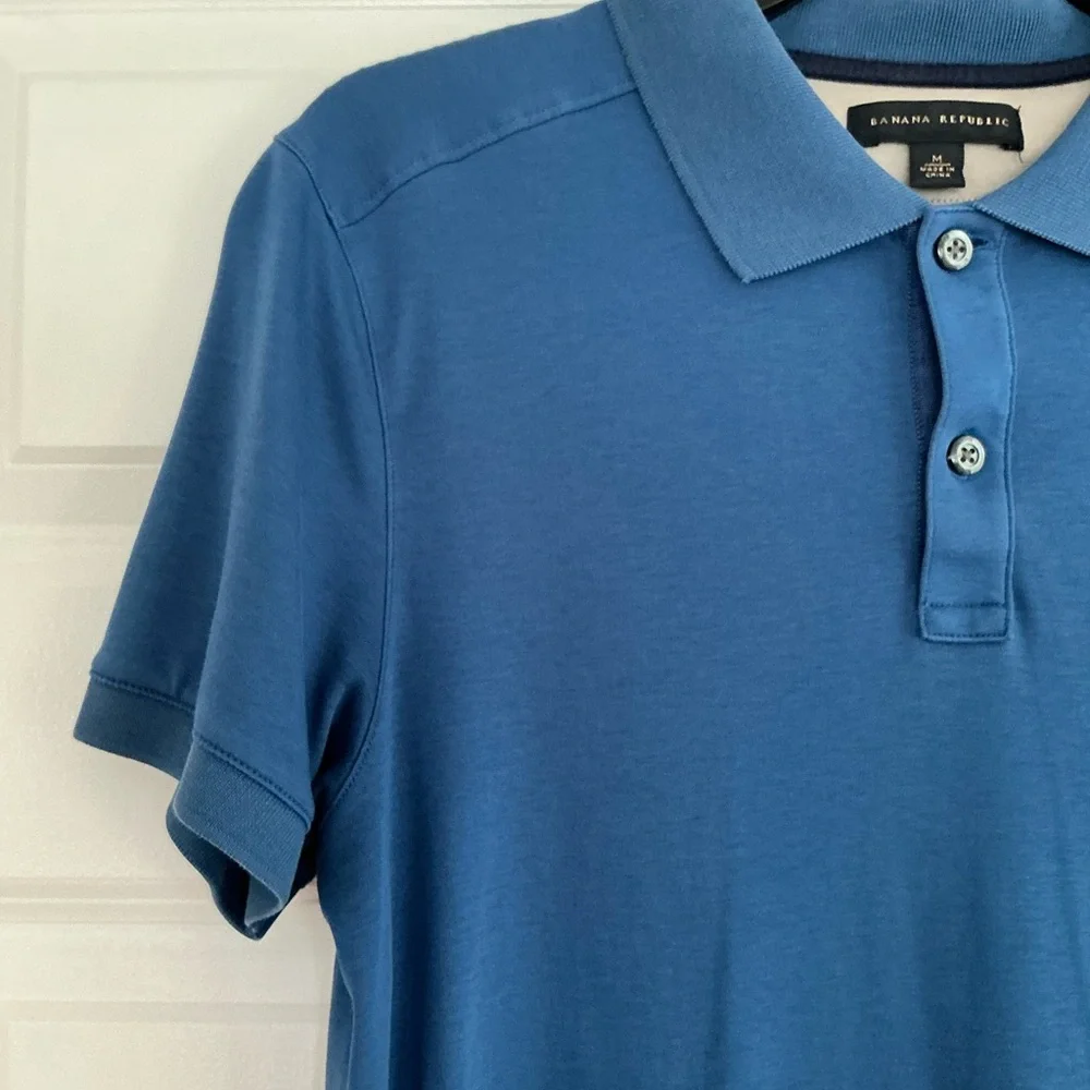 Banana Republic Men's Blue Polo Shirt Size‎ Medium